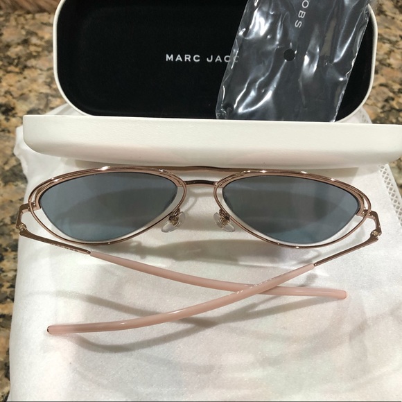 ❌SOLD❌Marc Jacobs 54mm Aviator Sunglasses ❌SOLD❌ - Picture 7 of 8